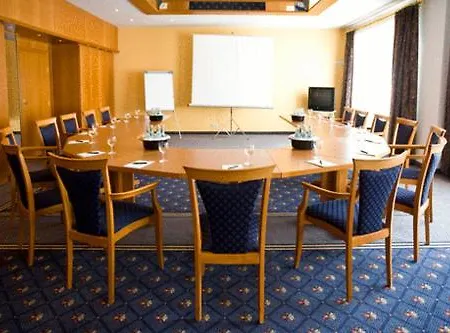 Hotel Sandton Gillenfelder Hof 3*
